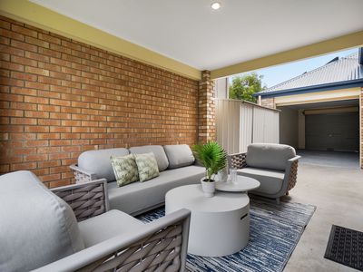 23 Hyde Avenue, Springfield Lakes