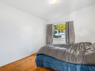 43 Lake Road, Balcolyn