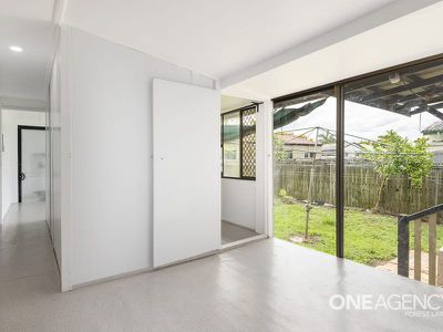 14 Sunbird St, Inala