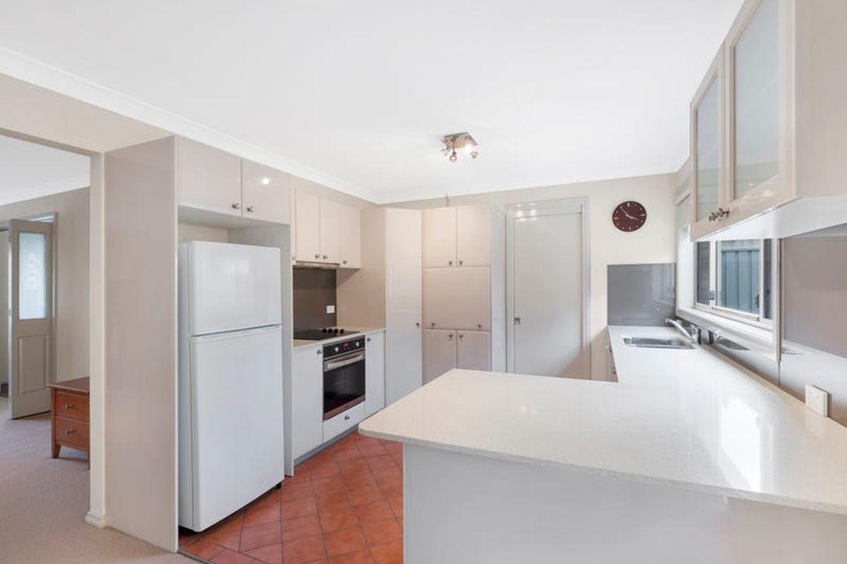 2 / 165A Ocean View Drive, Wamberal