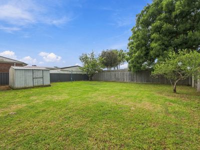 262 Guthridge Parade, Sale