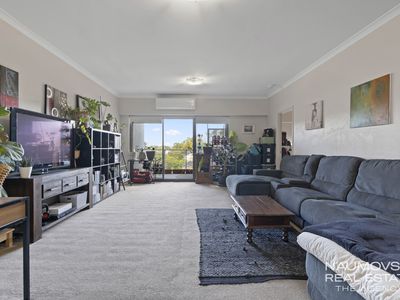 16 / 1 Walsh Loop, Joondalup