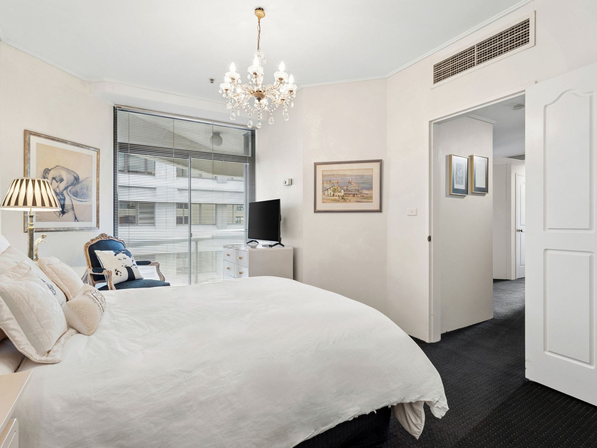 1602 / 187 Liverpool Street, Sydney