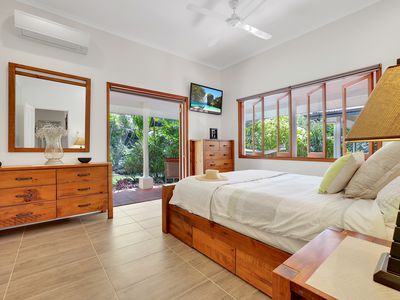 97-99 James Cook Drive, Kewarra Beach