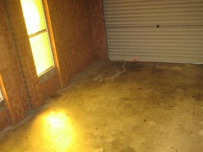 1 / 6 Badgery Street, Albion Park