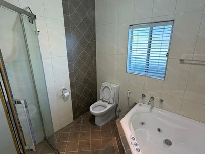 32 Adah Street, Guildford