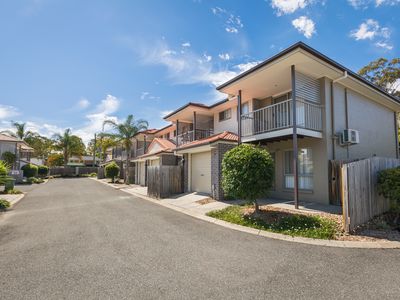 8 / 64 Frenchs Road, Petrie