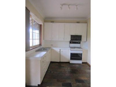 37 Lakeview Parade, Primbee