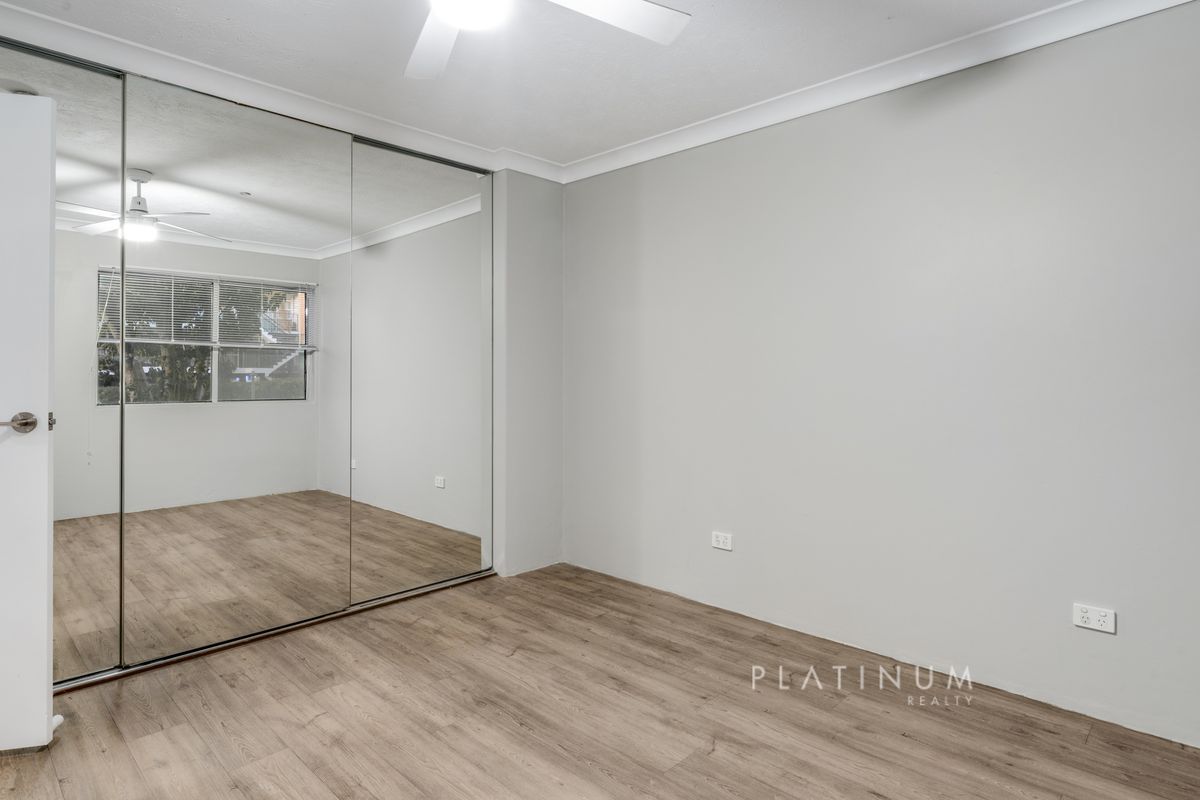 2 / 2936 Gold Coast Highway, Surfers Paradise