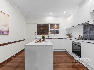 16 Hotchkiss Drive, Balcatta