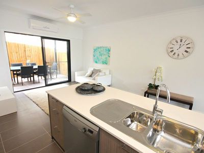 Unit 4 / 69 TENBY STREET, Mount Gravatt