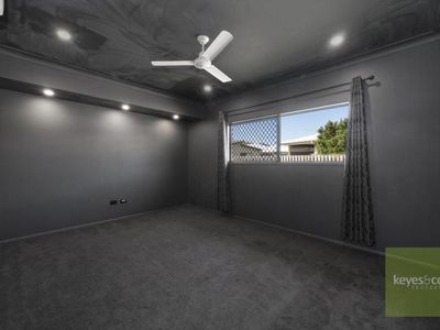 12 Nolina Street, Rasmussen