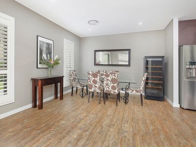 8 Pedrick Place, Dundas Valley