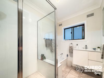 14 Hazelwood Drive, Dubbo