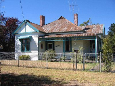 34 HIGH, Heathcote