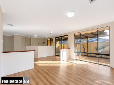 26 Friarbird Terrace, Beeliar