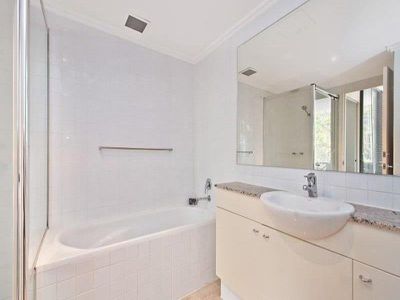 201 / 68 Vista Street, Mosman