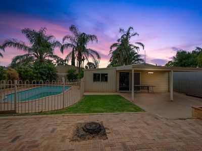 6 Borromei Mews, Somerville