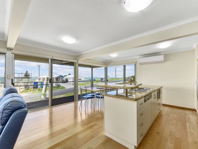 54 Foster Street, Beachport