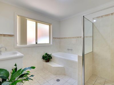 2 Camphorwood Close, Jerrabomberra