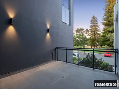 3 / 45-47 Stuart Street, Perth