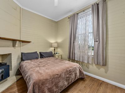 101 Thomas Drive, Mount Burr