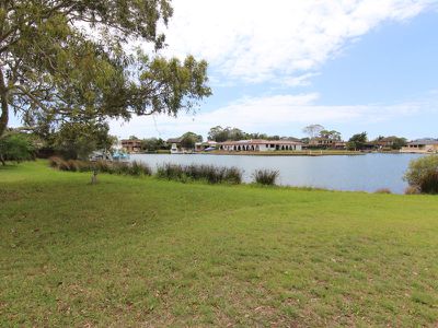 2 Mount View Parade, Tuncurry