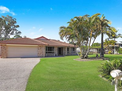 14 Sugar Gum Drive, Mooloolah Valley