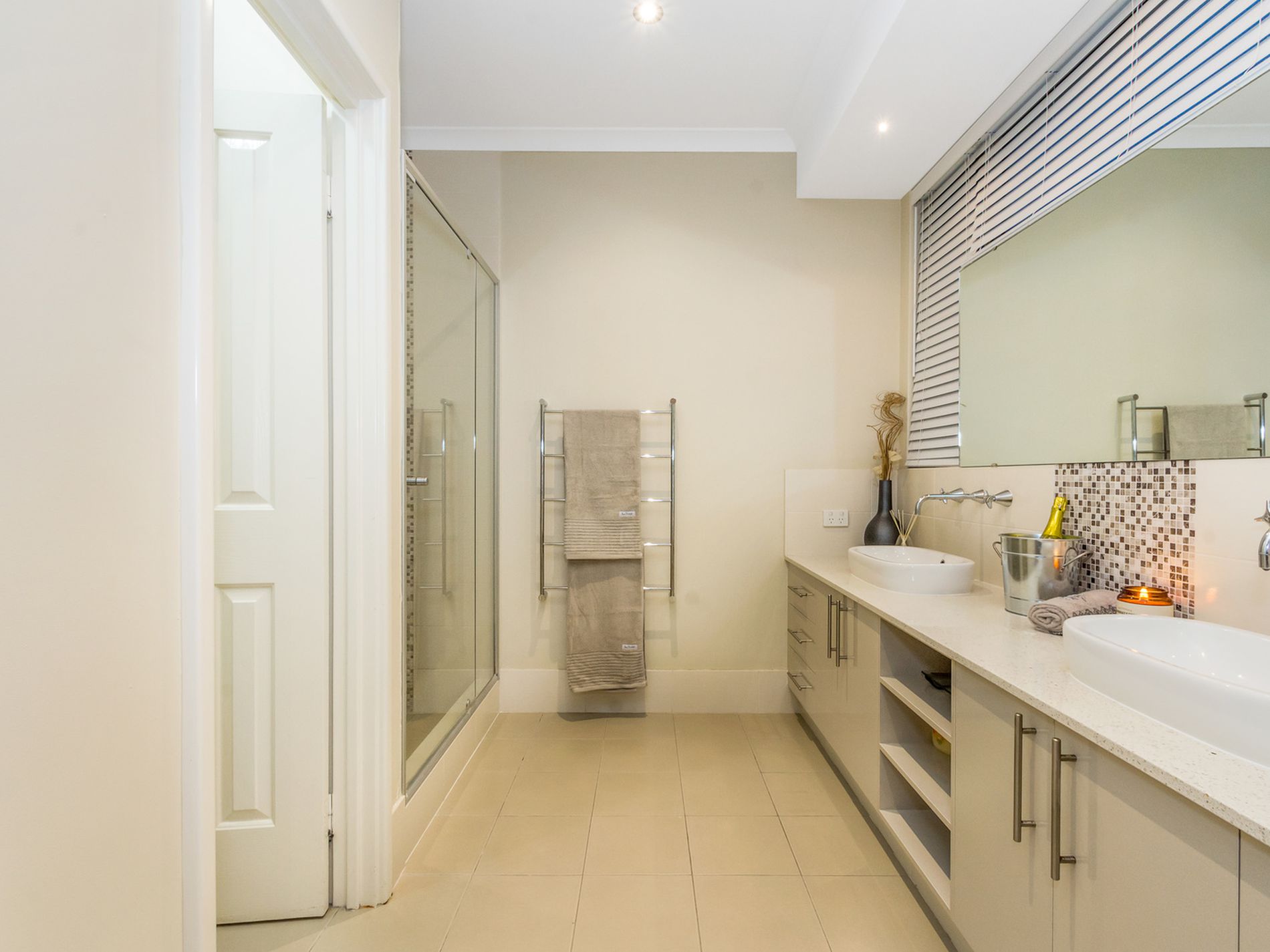 5 Emperor Way, Yanchep