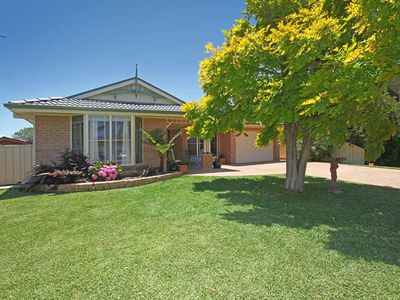 9 Maria Ave, Burrill Lake