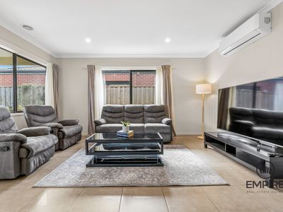 52 Simmental Drive, Clyde North