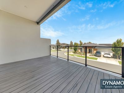 11 Sugar Glider Way, Craigieburn