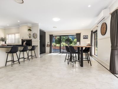 1188 Padman Drive, West Albury
