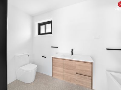 10 Calendula Court, Casula