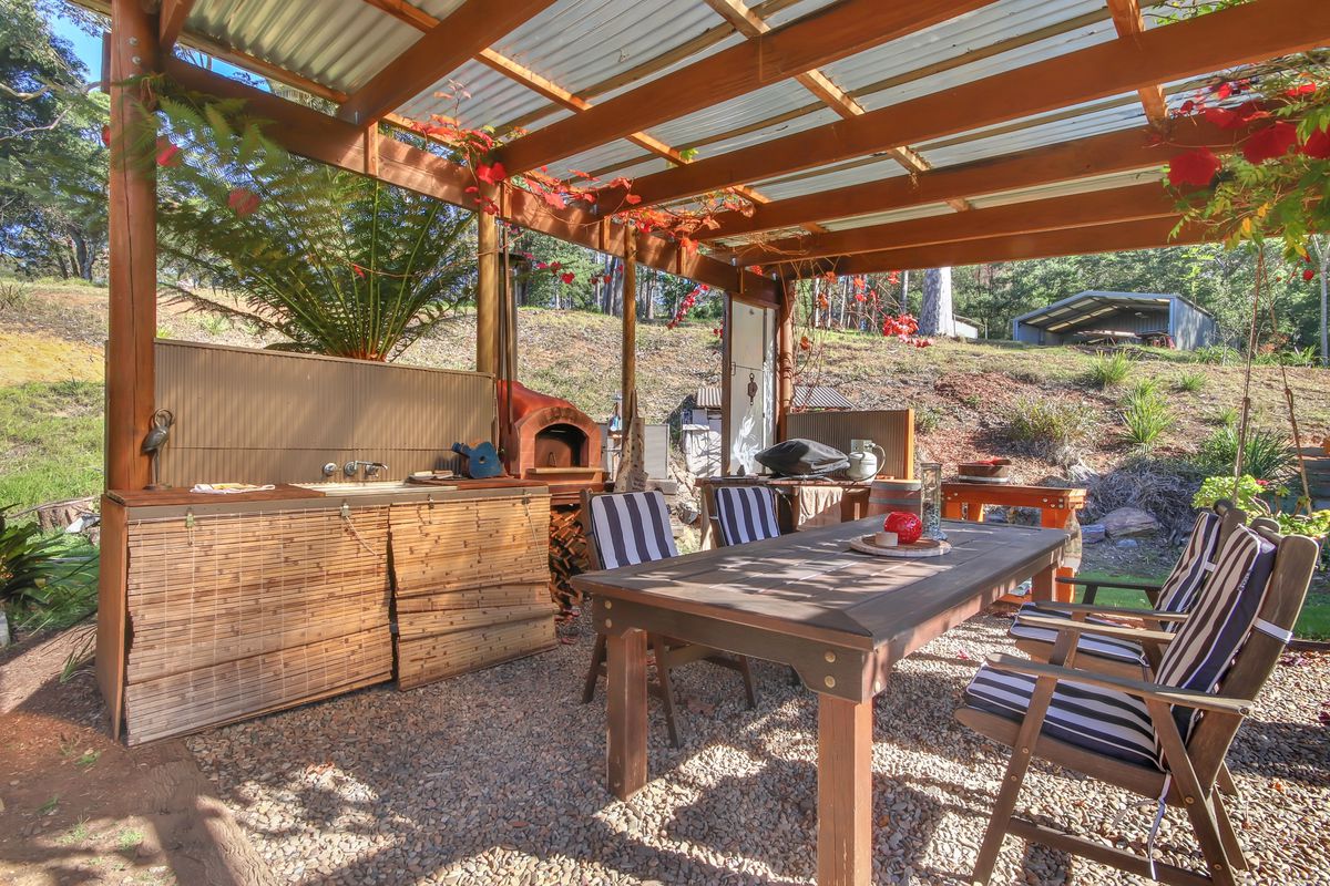 83 Rainforest Parkway, Narooma