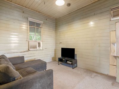 120 Mount Crosby Road, Tivoli