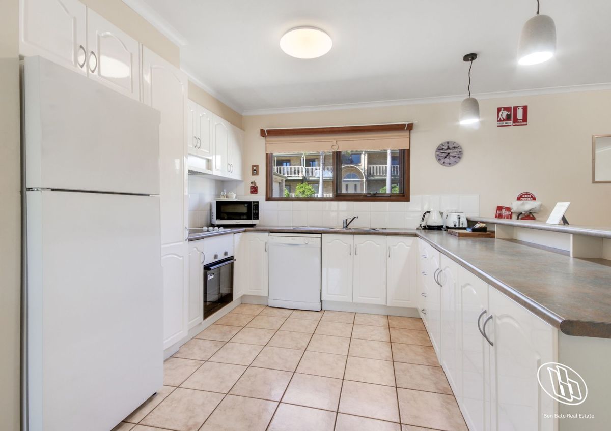 13 / 9 Mort Avenue, Dalmeny