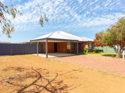 64 Mosedale Avenue, Usher