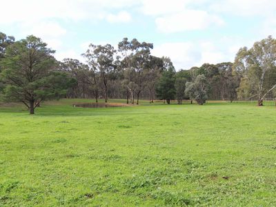 183 Back Kyneton Road, Heathcote