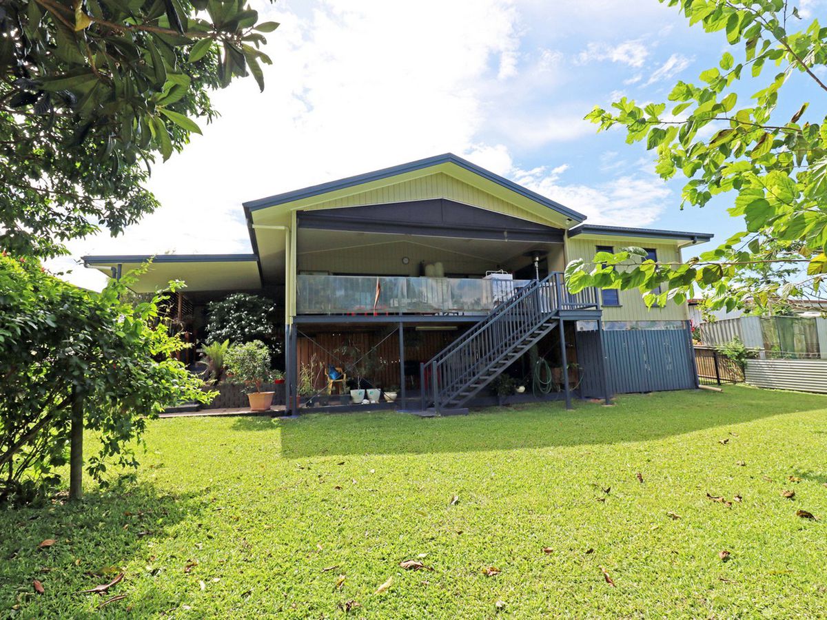 34 STORER STREET, Atherton