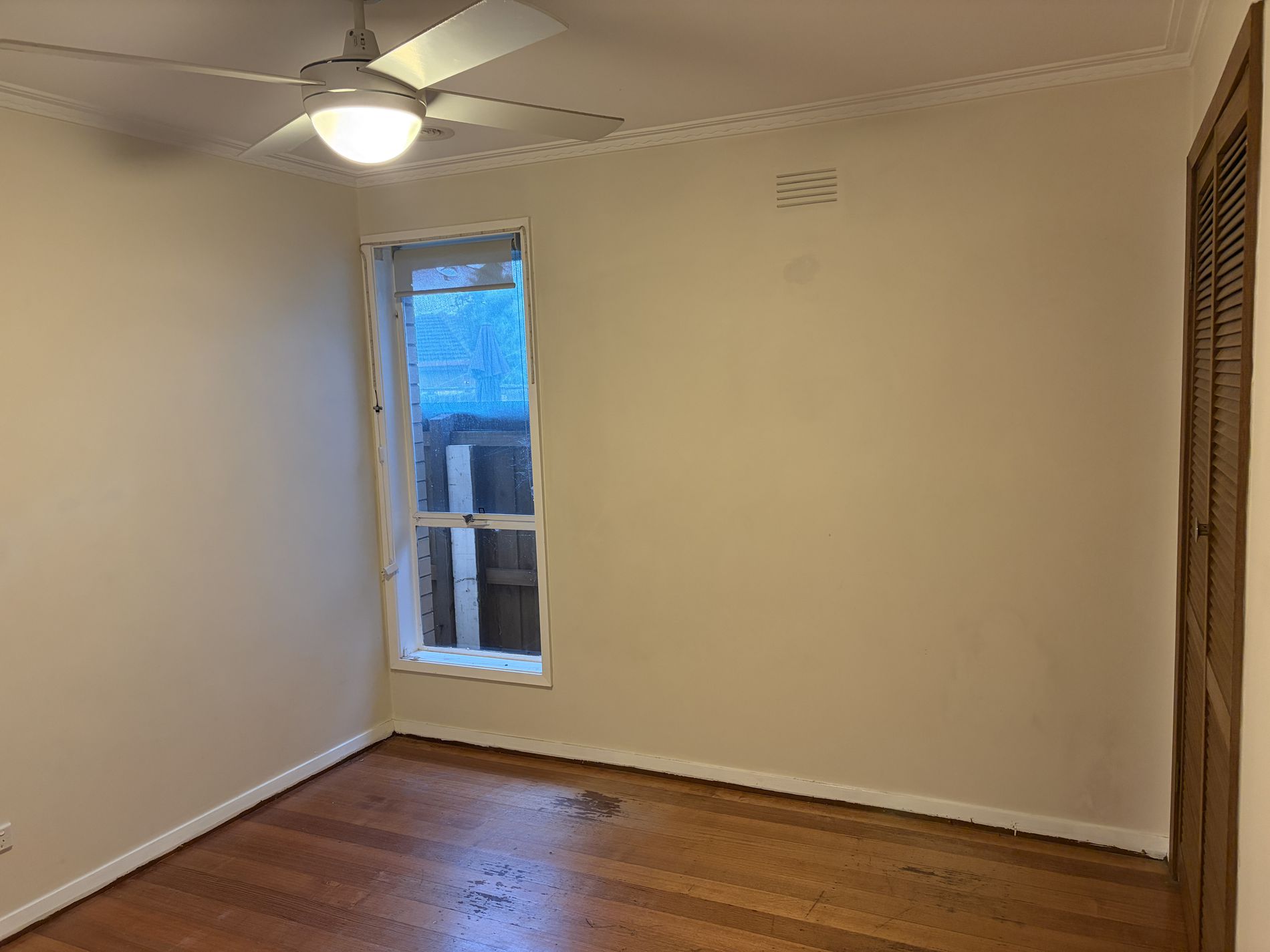 9 / 9-11 Milone Court, Werribee