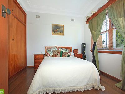 106 Lakeview Parade, Primbee