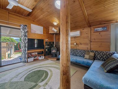 19 Simmonds Street, Mount Beauty