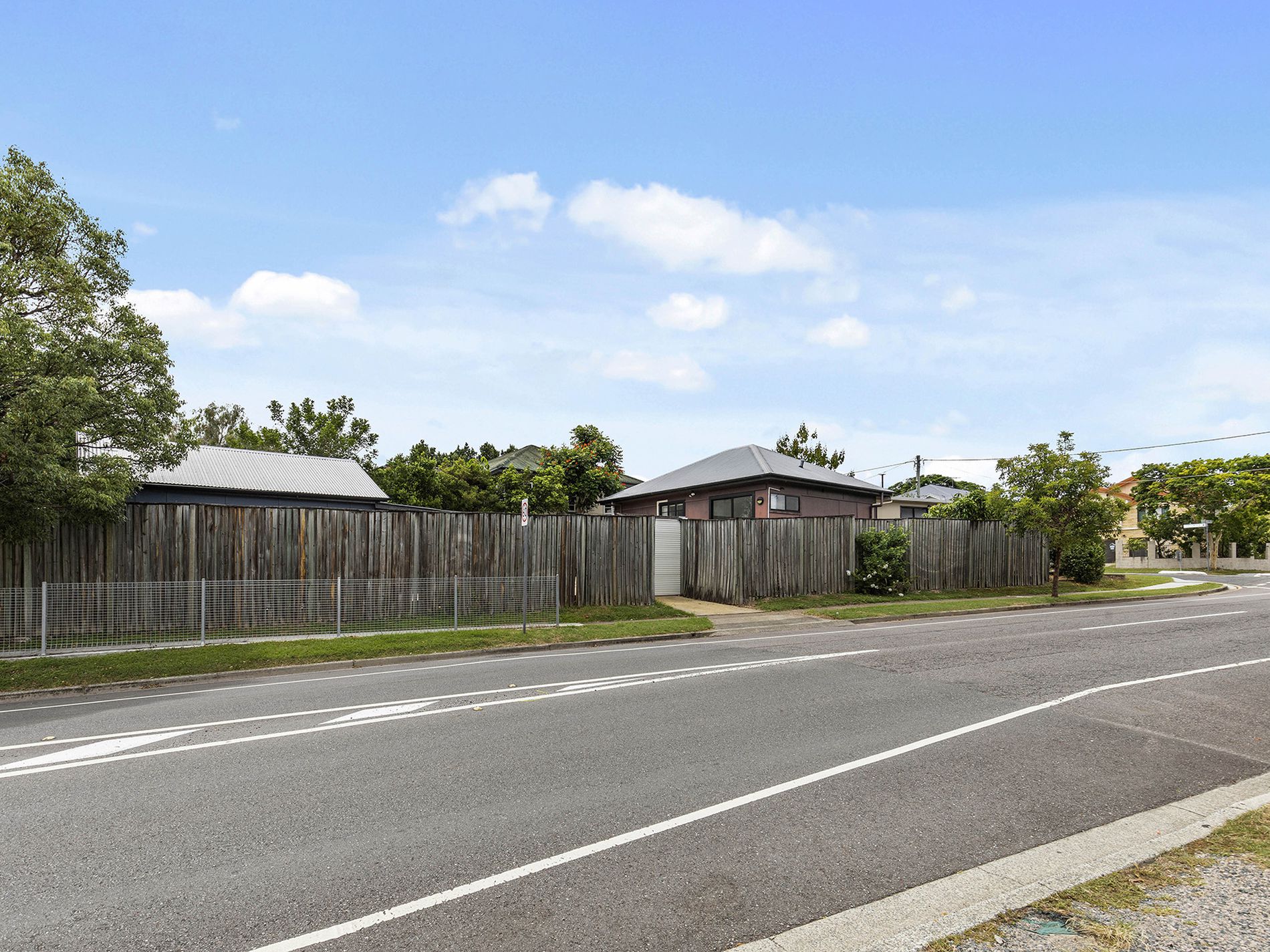 2 Thirteenth Avenue, Kedron