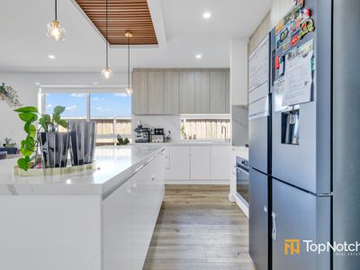18 Sparrowhawk Drive, Beveridge
