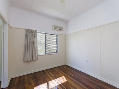 73 Woodford Street, One Mile
