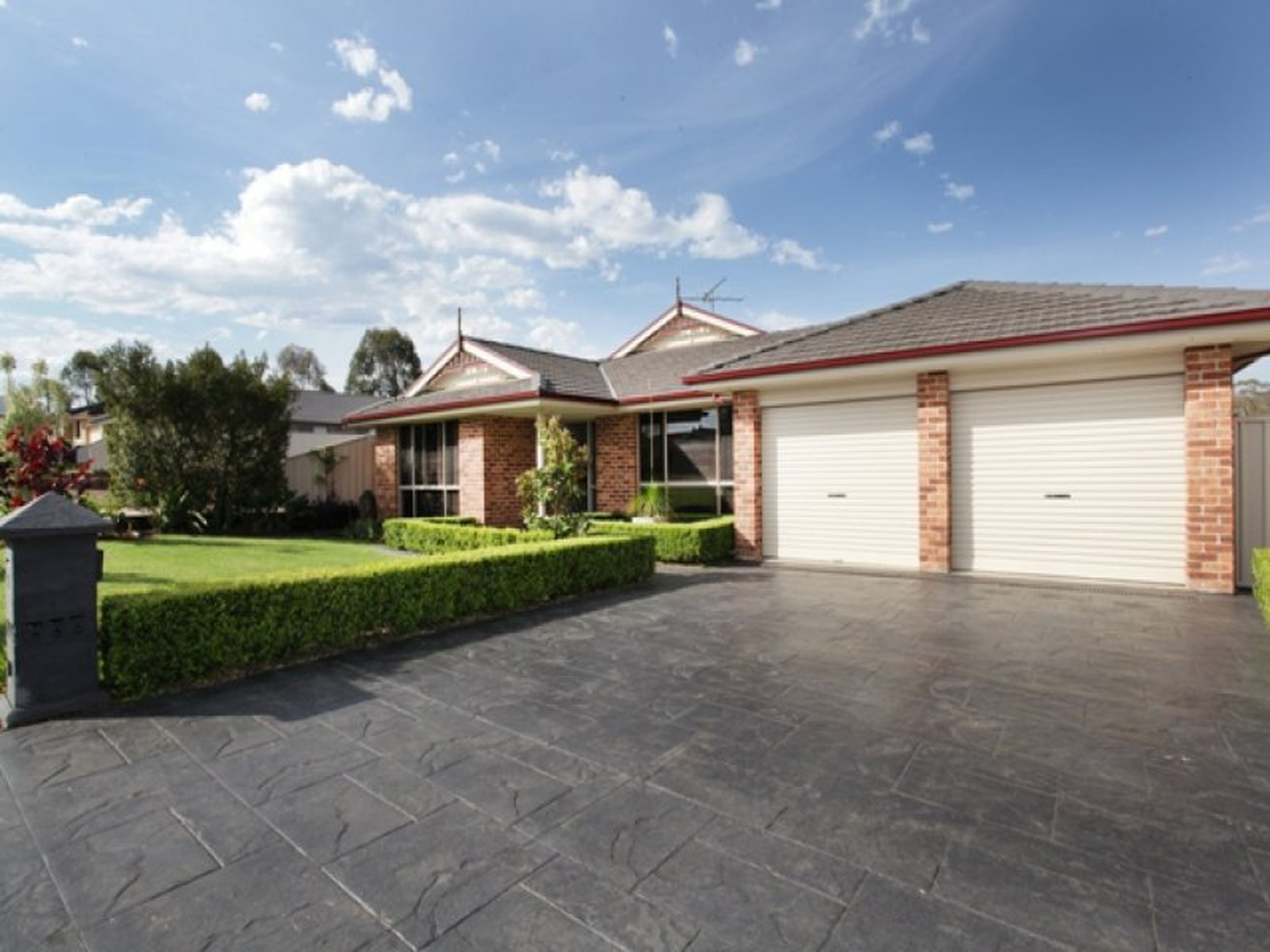 35 Knox Street, GLENMORE PARK