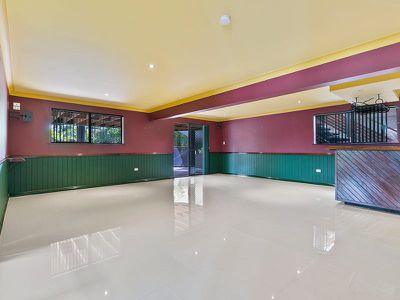 66 Rholanda Crescent, Springwood