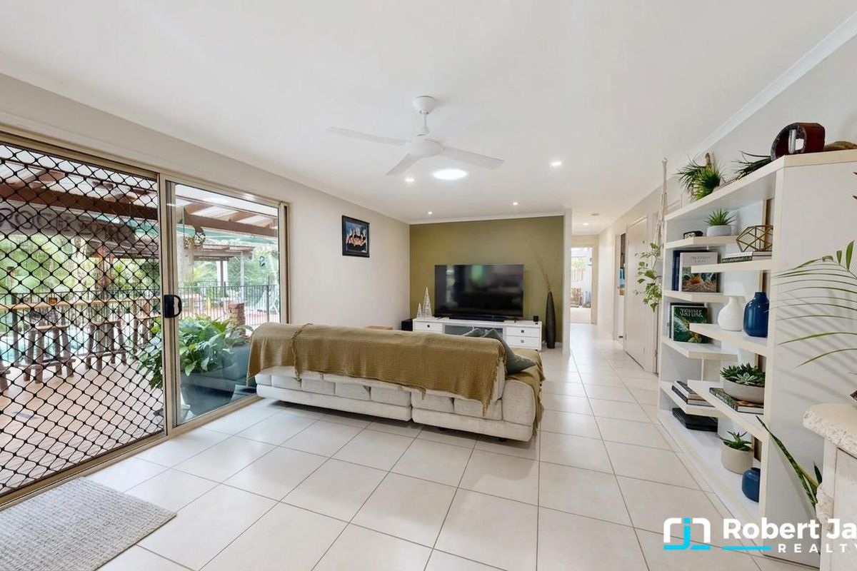 33 Gyndier Drive, Tinbeerwah