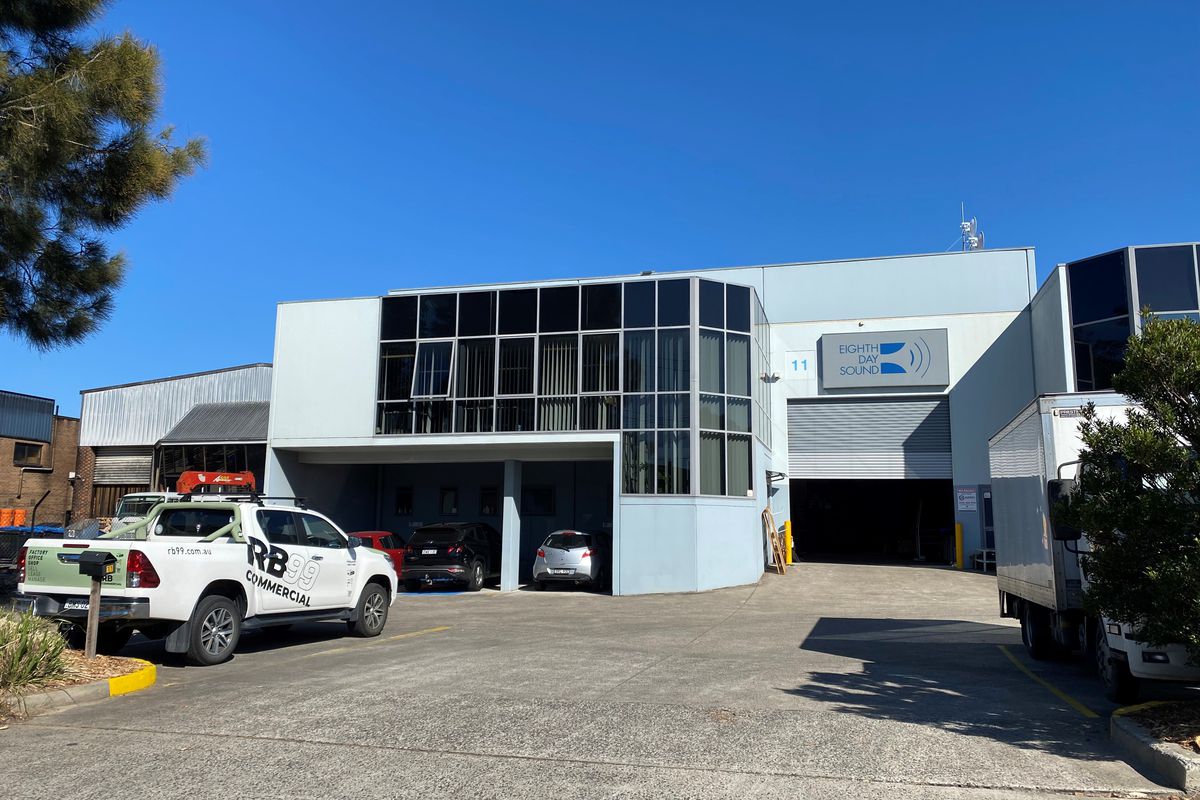 11 Resolution Drive, Caringbah